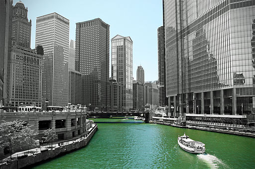 512px-Chicago_River_(4854192144)
